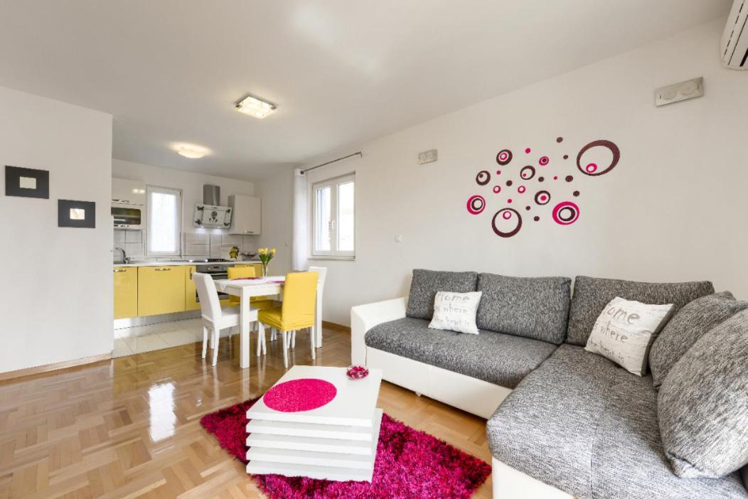 Apartment Roza